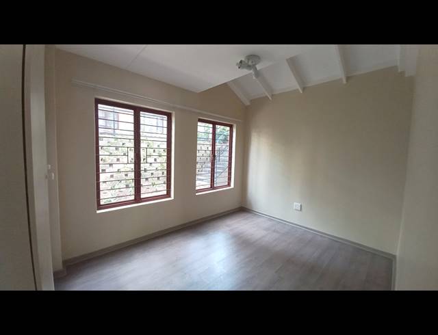 3 BEDROOM APARTMENT FOR SALE IN FERNDALE